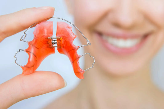 5 Tricks for Getting Used to a New Retainer
